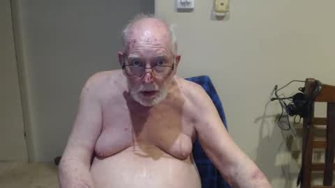 Snapshot of capt5105 chatting on 11/16/25, 10:10 capt5105 online show from 11/16/25, 10:10