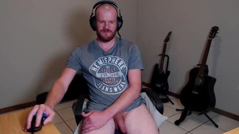 Snapshot of capt_booty chatting on 11/06/25, 07:26 capt_booty online show from 11/06/25, 07:26