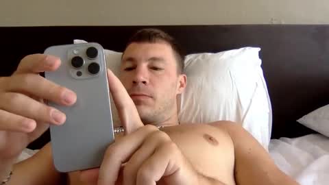 Snapshot of capt_oliver chatting on 11/03/25, 04:47 follow my twitter  online show from 11/03/25, 04:47