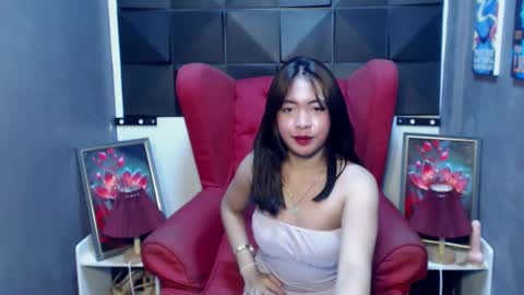 Snapshot of captivatingyumi chatting on 02/10/25, 03:13 Yumi Aera online show from 02/10/25, 03:13