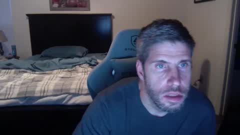 Snapshot of captmorgan30263 chatting on 10/30/25, 10:43 captmorgan30263 online show from 10/30/25, 10:43