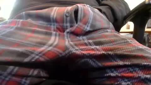 Snapshot of captnprop chatting on 10/30/25, 12:39 Cap online show from 10/30/25, 12:39