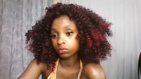 Snapshot of carababey chatting on 04/16/26, 11:51 carababey online show from 04/16/26, 11:51