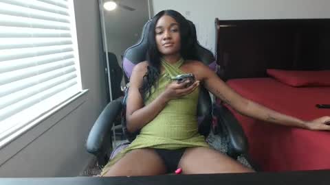 Krystal   online show from 02/22/26, 09:46