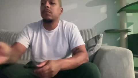 Snapshot of caramelizedzeus chatting on 10/20/25, 01:06 caramelizedzeus online show from 10/20/25, 01:06