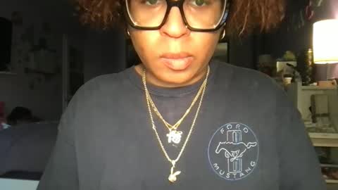 caramelmina online show from 04/22/26, 12:02