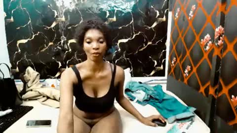 Snapshot of caramelminxx_ chatting on 06/27/26, 07:46 caramelminxx_ online show from 06/27/26, 07:46