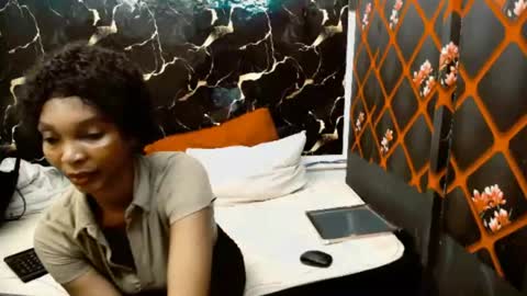 Snapshot of caramelminxx_ chatting on 07/14/26, 08:30 caramelminxx_ online show from 07/14/26, 08:30