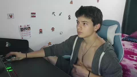 carapalida9008 online show from 01/28/25, 11:28