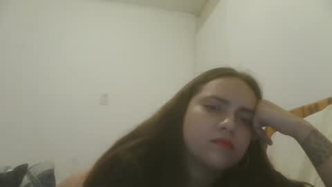 Snapshot of caravibugue chatting on 12/12/24, 03:54 caravibugue online show from 12/12/24, 03:54