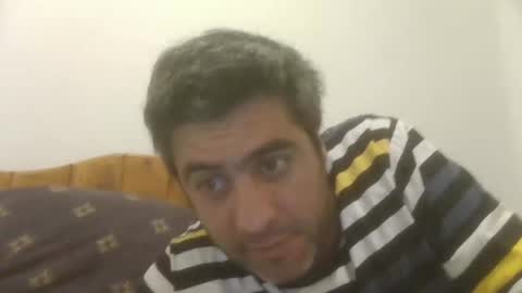 Snapshot of caravibugue chatting on 12/17/24, 03:39 caravibugue online show from 12/17/24, 03:39