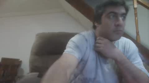 Snapshot of caravibugue chatting on 10/01/25, 03:12 caravibugue online show from 10/01/25, 03:12