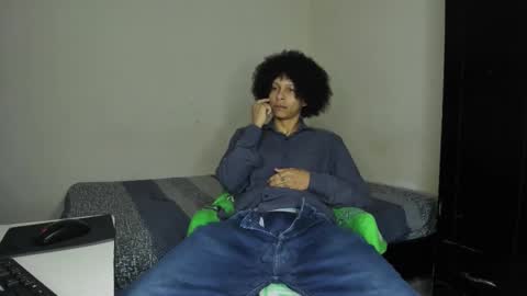 Carlos and Cristian  online show from 02/02/26, 03:05