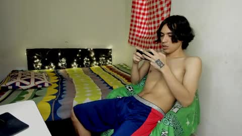 Carlos and Cristian  online show from 05/22/26, 06:46