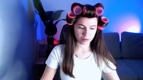 Snapshot of care_sensual chatting on 11/30/25, 10:14 Mary online show from 11/30/25, 10:14