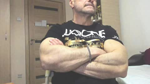 Snapshot of carin_the_body chatting on 01/25/25, 02:26 Laz online show from 01/25/25, 02:26