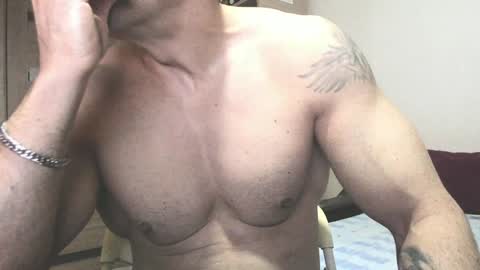 Snapshot of carin_the_body chatting on 02/01/25, 04:56 Laz online show from 02/01/25, 04:56