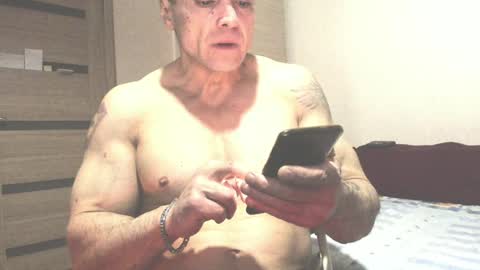 Snapshot of carin_the_body chatting on 02/04/25, 06:17 Laz online show from 02/04/25, 06:17