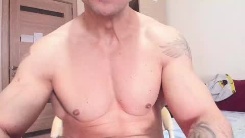 Snapshot of carin_the_body chatting on 02/05/25, 07:07 Laz online show from 02/05/25, 07:07