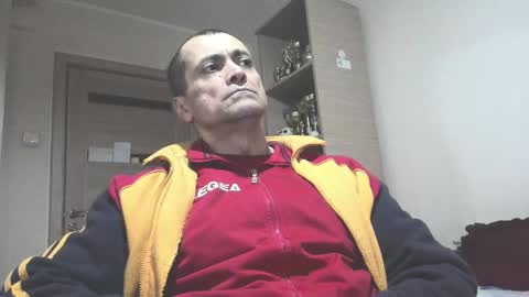 Snapshot of carin_the_body chatting on 02/11/25, 12:06 Laz online show from 02/11/25, 12:06