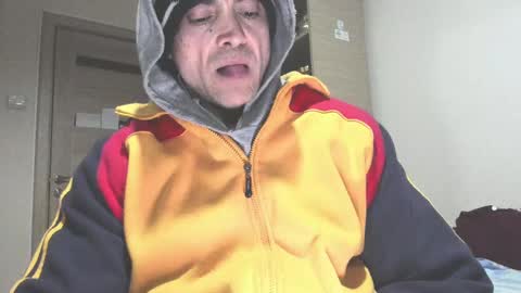 Snapshot of carin_the_body chatting on 02/15/25, 04:58 Laz online show from 02/15/25, 04:58