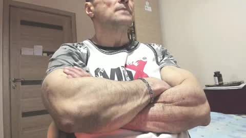 Snapshot of carin_the_body chatting on 02/20/25, 11:43 Laz online show from 02/20/25, 11:43