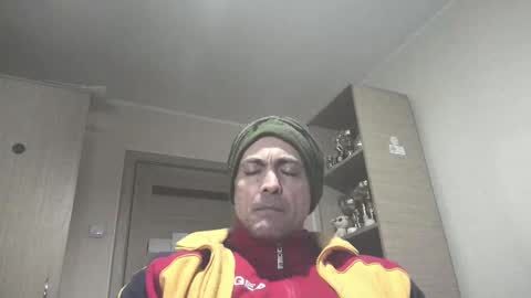 Snapshot of carin_the_body chatting on 03/04/25, 03:55 Laz online show from 03/04/25, 03:55