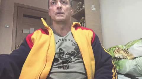 Snapshot of carin_the_body chatting on 03/07/25, 02:46 Laz online show from 03/07/25, 02:46