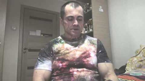 Snapshot of carin_the_body chatting on 03/10/25, 06:01 Laz online show from 03/10/25, 06:01