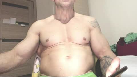 Snapshot of carin_the_body chatting on 09/10/25, 09:15 Laz online show from 09/10/25, 09:15