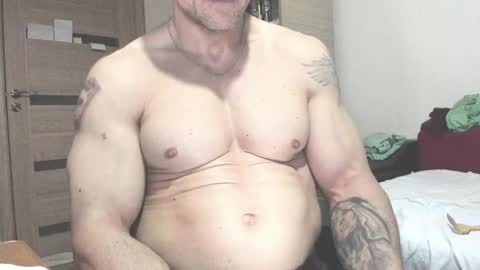 Snapshot of carin_the_body chatting on 09/12/25, 06:19 Laz online show from 09/12/25, 06:19
