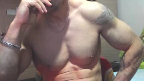 Snapshot of carin_the_body chatting on 11/06/25, 09:05 Laz online show from 11/06/25, 09:05