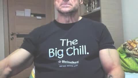 Snapshot of carin_the_body chatting on 11/07/25, 09:15 Laz online show from 11/07/25, 09:15