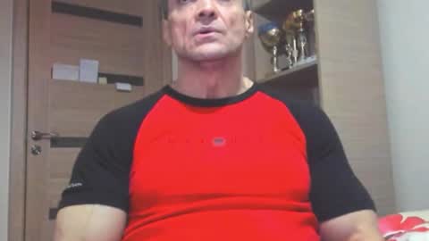 Snapshot of carin_the_body chatting on 12/02/25, 08:59 Laz online show from 12/02/25, 08:59