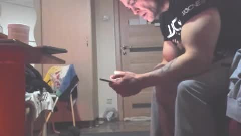 Snapshot of carin_the_body chatting on 12/14/25, 10:09 Laz online show from 12/14/25, 10:09