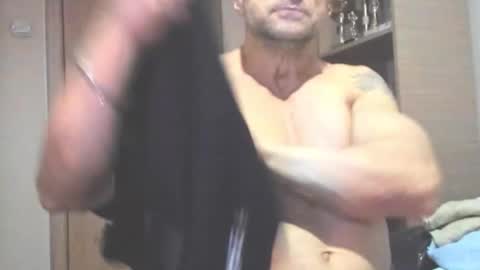 Snapshot of carin_the_body chatting on 12/15/25, 07:40 Laz online show from 12/15/25, 07:40