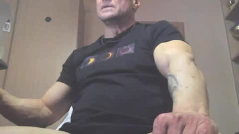 Laz online show from 04/07/26, 01:55