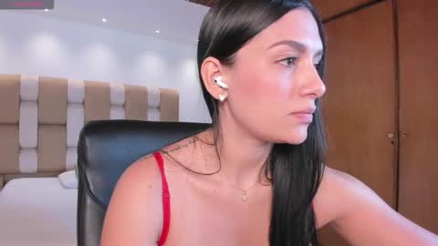 Snapshot of carina_rossi chatting on 10/20/25, 12:27 Carina online show from 10/20/25, 12:27