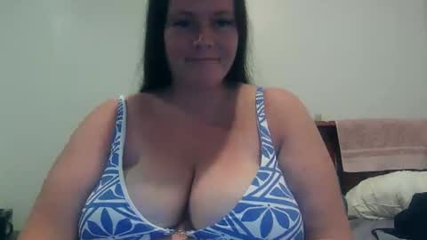 carinabro10 online show from 11/03/25, 02:35