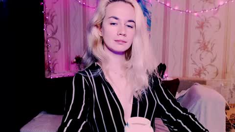 Carin online show from 05/16/26, 07:34