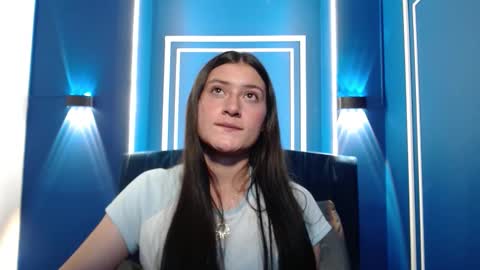 Snapshot of caritoluna_ chatting on 11/26/25, 03:40 Carito online show from 11/26/25, 03:40