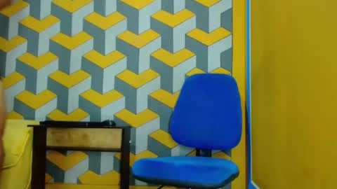 Snapshot of carl_jhonson1 chatting on 01/04/25, 11:27 carl_jhonson1 online show from 01/04/25, 11:27