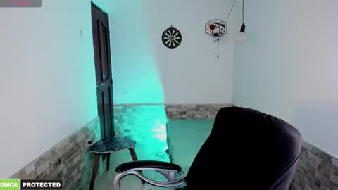 Carl online show from 12/05/25, 04:32