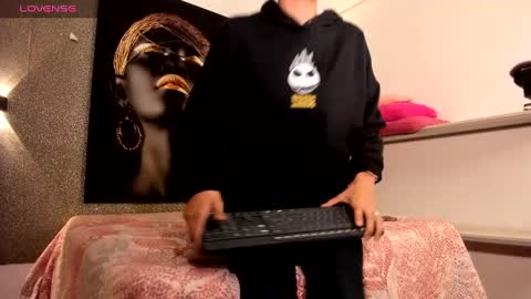 carla and robert online show from 12/06/24, 07:43