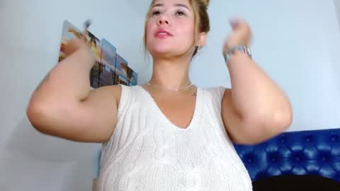 Snapshot of carla_beer chatting on 01/23/25, 11:58 Carla online show from 01/23/25, 11:58