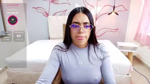 Snapshot of carla_bennet_ chatting on 09/29/25, 11:48 C A R L A online show from 09/29/25, 11:48