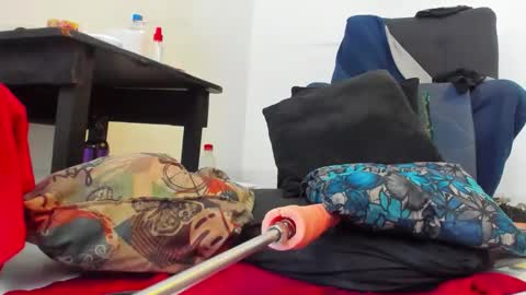 Snapshot of carla_prestige chatting on 12/02/25, 02:56 carla_prestige online show from 12/02/25, 02:56