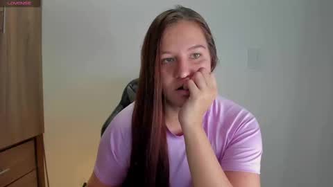 Snapshot of carlaa_smith chatting on 09/25/25, 09:07 Carla Smith online show from 09/25/25, 09:07