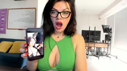 Carla Connor online show from 03/02/25, 03:59