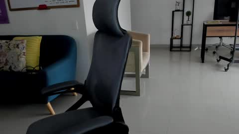 Carla Connor online show from 03/09/25, 11:47